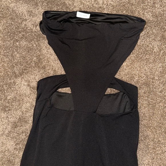 MESHKI cut out maxi dress - Picture 3 of 4